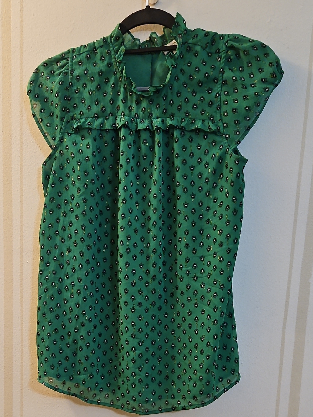 Carolina Belle Green Floral-Print Ruffle Yoke, Fully Lined Top, Size Small